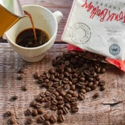 Jones Brothers Coffee The Big Shot Koffiebonen - 6 X 500 Gram -Koffieserie Winkel 1200x1200 171