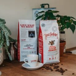 Jones Brothers Coffee Koffiebonen Italian Lover – 6 X 500 Gram -Koffieserie Winkel 1200x1200 196
