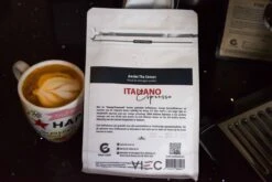 Italiano Espresso Honey Process Vietnamese Koffiebonen Aanbieding 250g GAIA Cafe 25 Italiano Espresso Honey Process Vietnamese Koffiebonen Aanbieding 250g GAIA Cafe -Koffieserie Winkel 1200x800 17