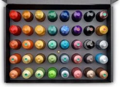 Koffie Proeverij Pakket Groot 40 Stuks Verschillende Smaken Met Mystery Card 'Get Well Soon' Met Persoonlijke (video) Boodschap | Verjaardag | Sinterklaas | Kerstpakket | Vaderdag | Moederdag | Jubileum | Valentijnsdag -Koffieserie Winkel 1200x865 1