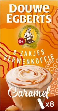 Douwe Egberts Verwenkoffie Latte Caramel Oploskoffie - 5 X 8 Zakjes -Koffieserie Winkel 633x1200 2
